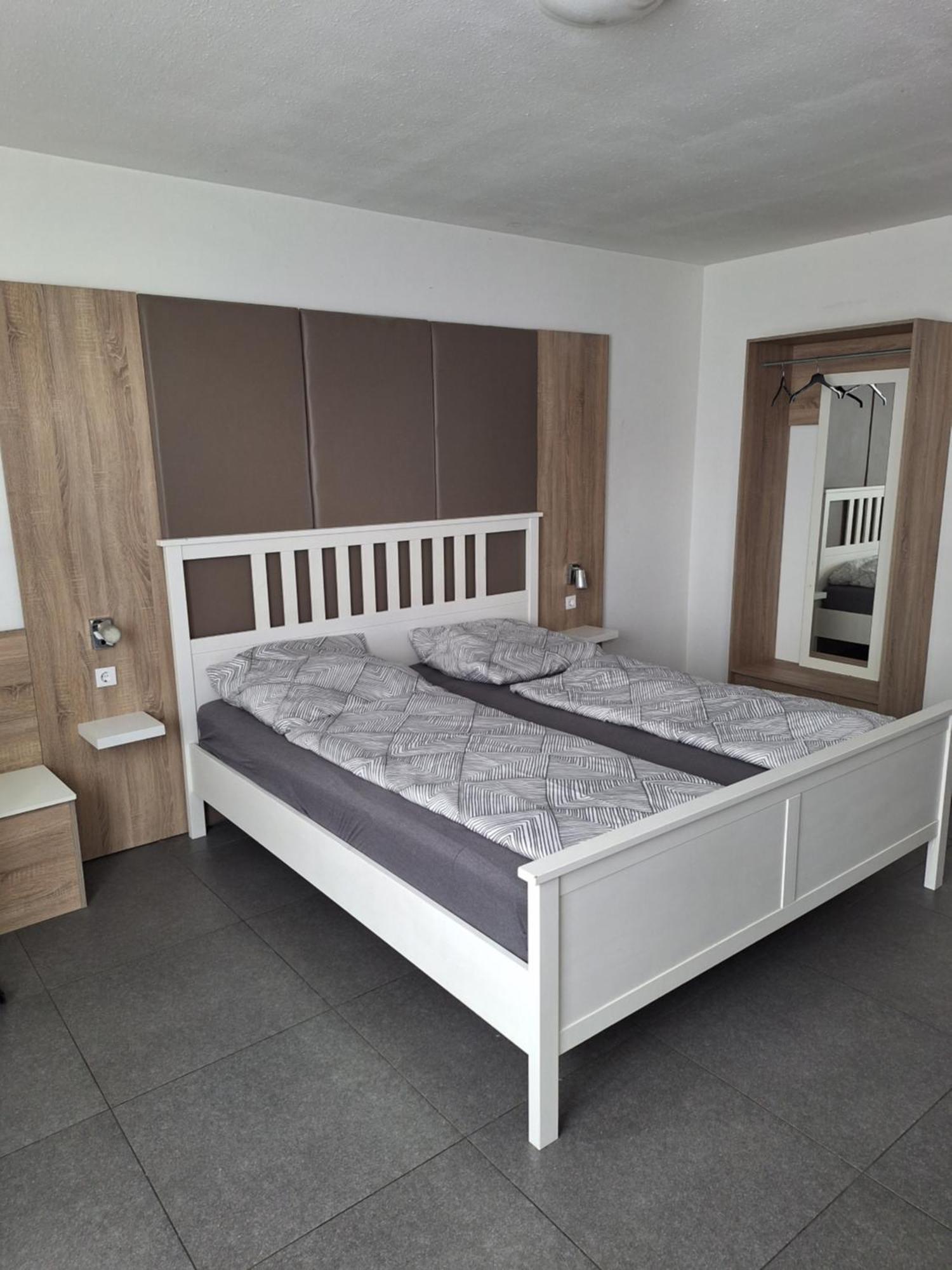 Modern Hoteliving Gießen Exteriör bild
