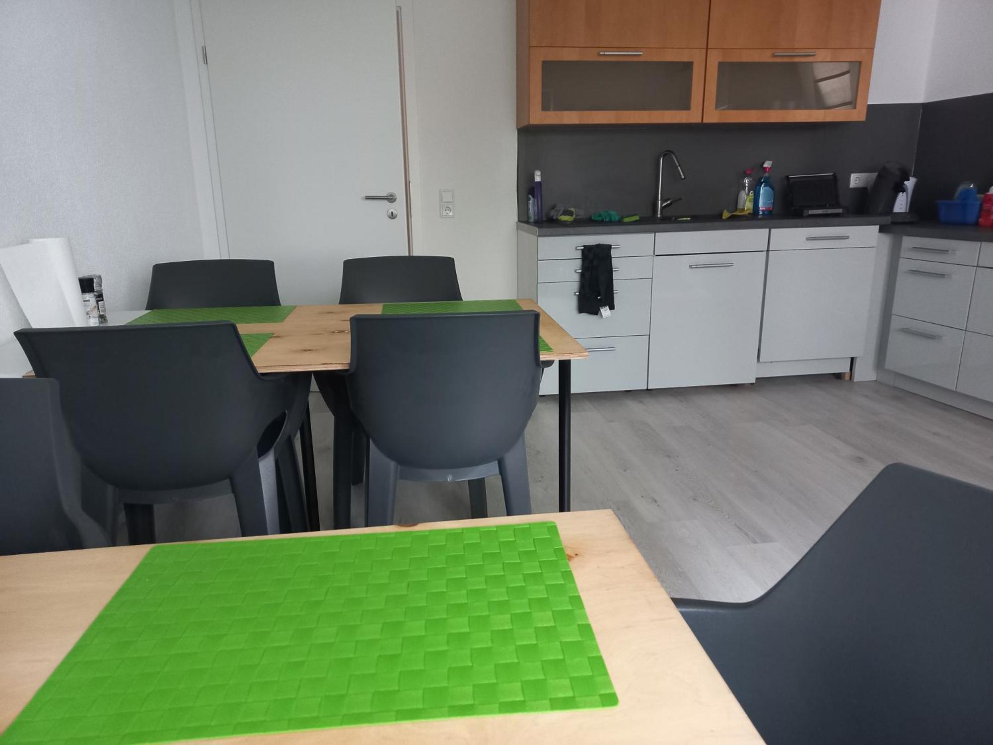 Modern Hoteliving Gießen Rum bild